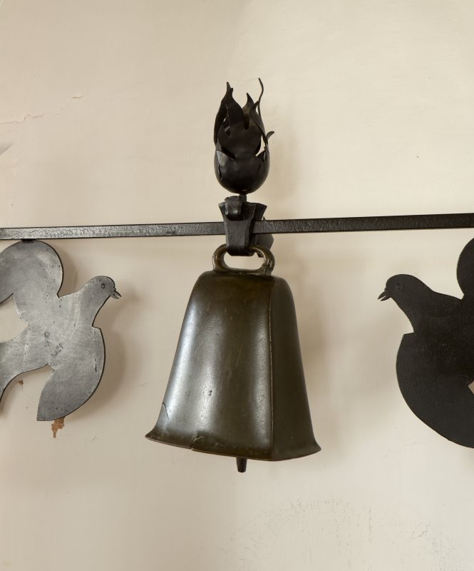 Photo bronze hand-bell at Insh